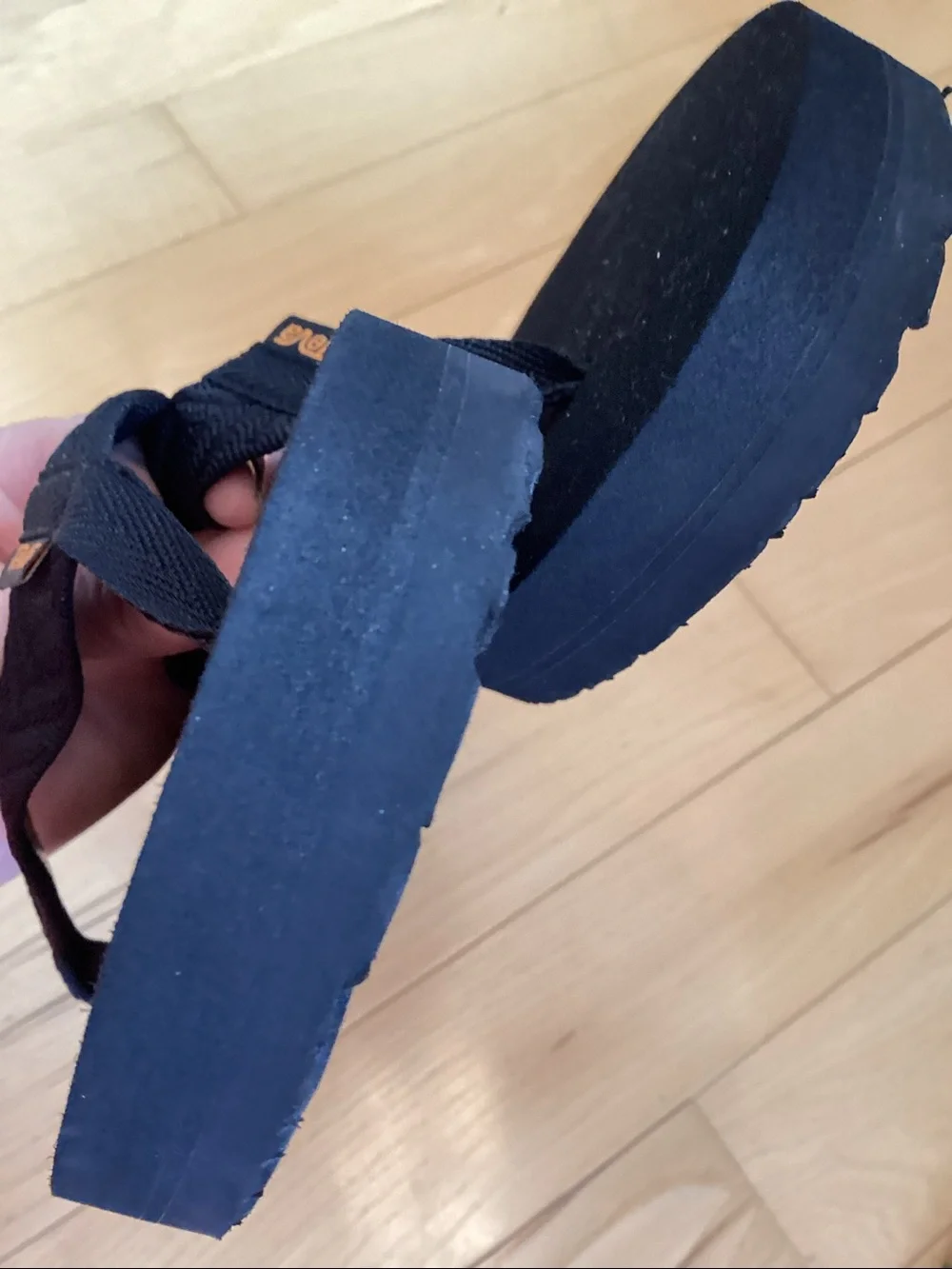 Teva black Mush II flip flops. Women’s size 10